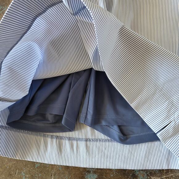 Swing Control Women's Golf Skirt Skort Size S Blue White Pin Stripe Pickleball - Picture 5 of 7